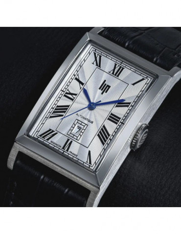 LIP Montre Churchill T26 Automatique